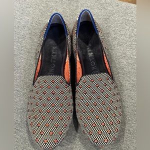 EUC coral dot loafers